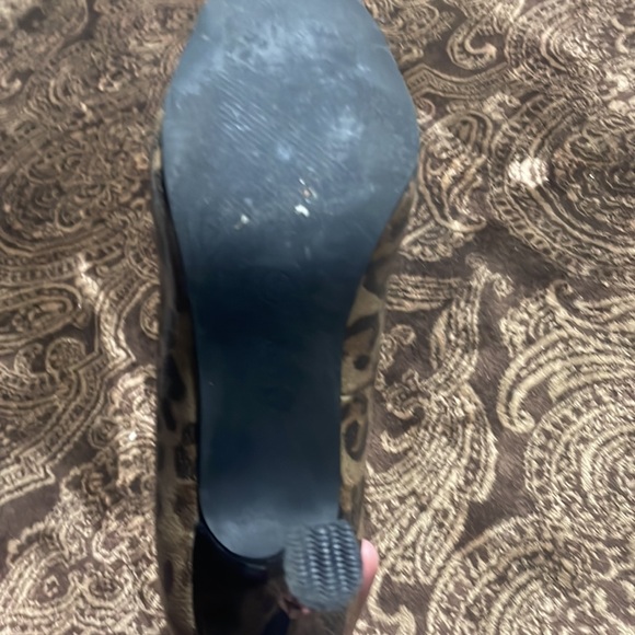 VINTAGE leopard kitten heels - Picture 4 of 5